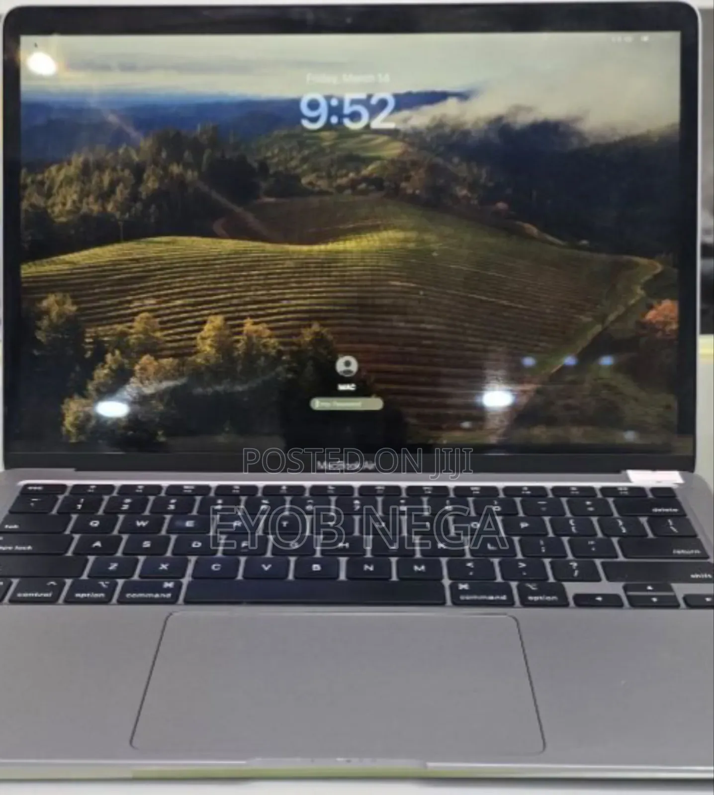 New Laptop Apple MacBook Air 2020 M1 8GB Apple M1 SSD 256GB
