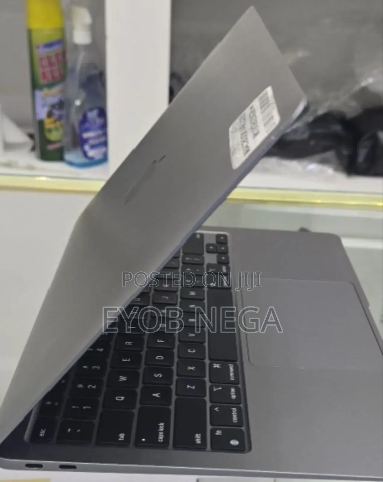 New Laptop Apple MacBook Air 2020 M1 8GB Apple M1 SSD 256GB