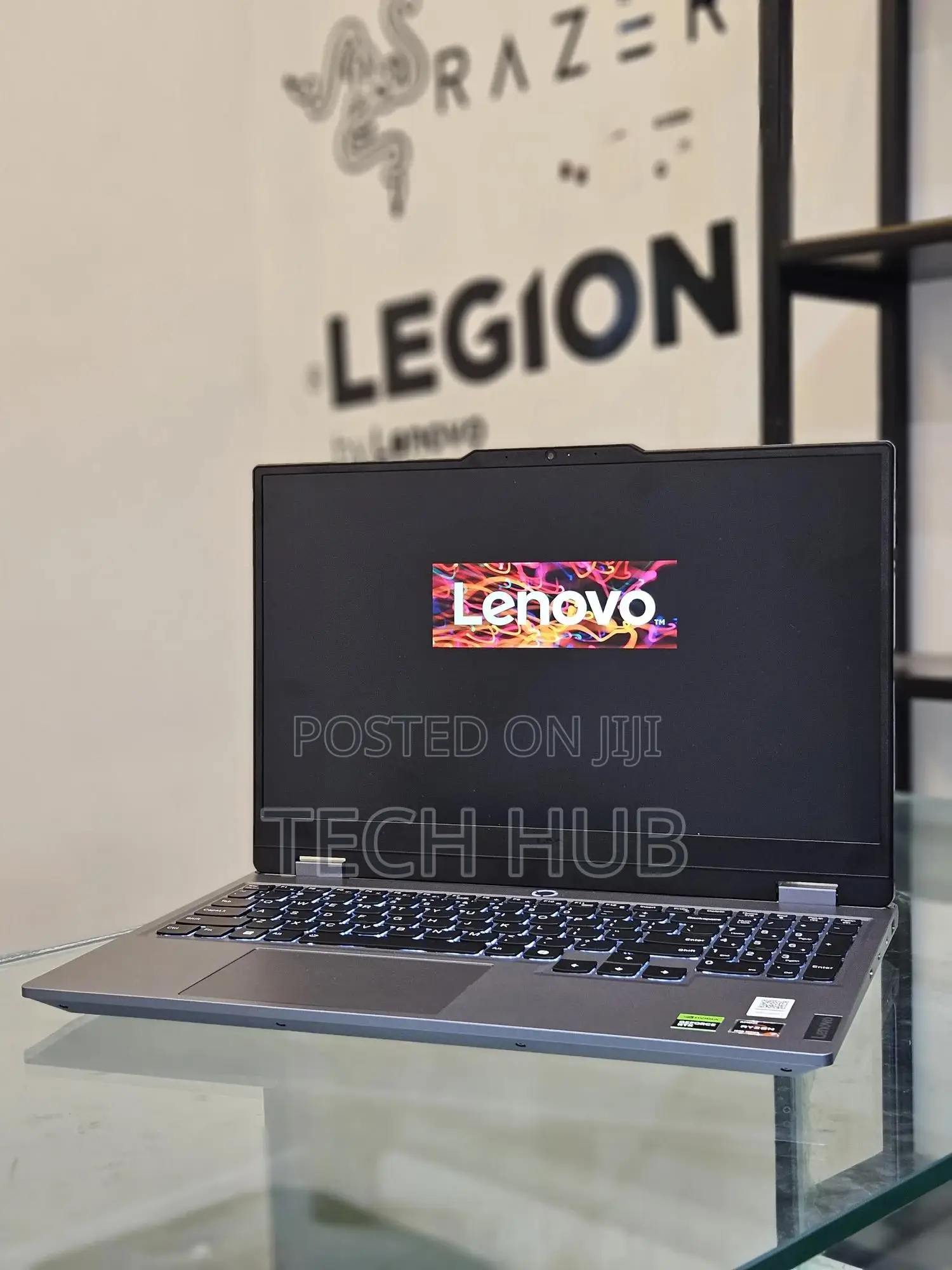 New Laptop Lenovo LOQ 15IRH8 16GB AMD Ryzen 7 SSD 512GB