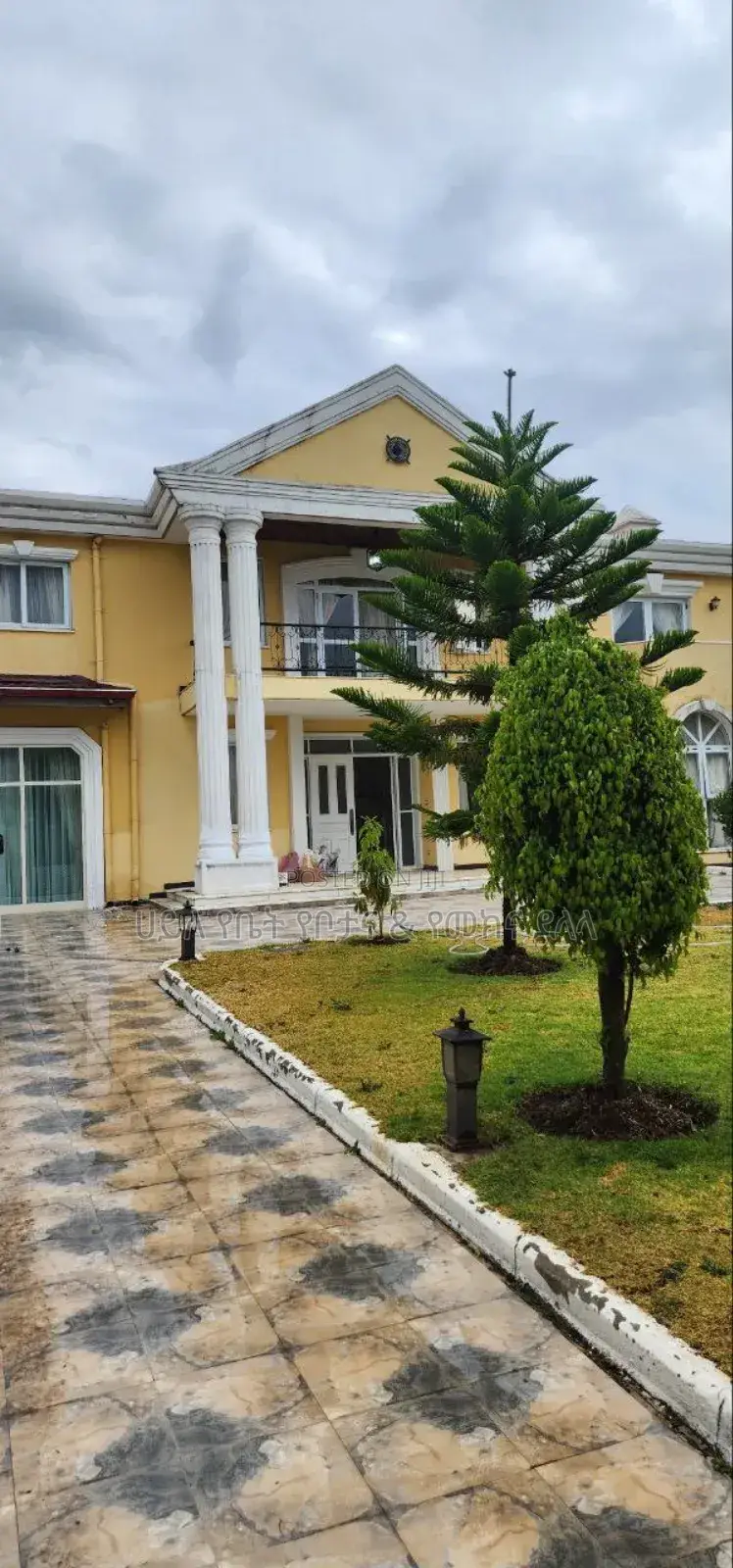 Furnished 4bdrm Townhouse/Terrace in Ccd Real State, Oromia-Finfinne