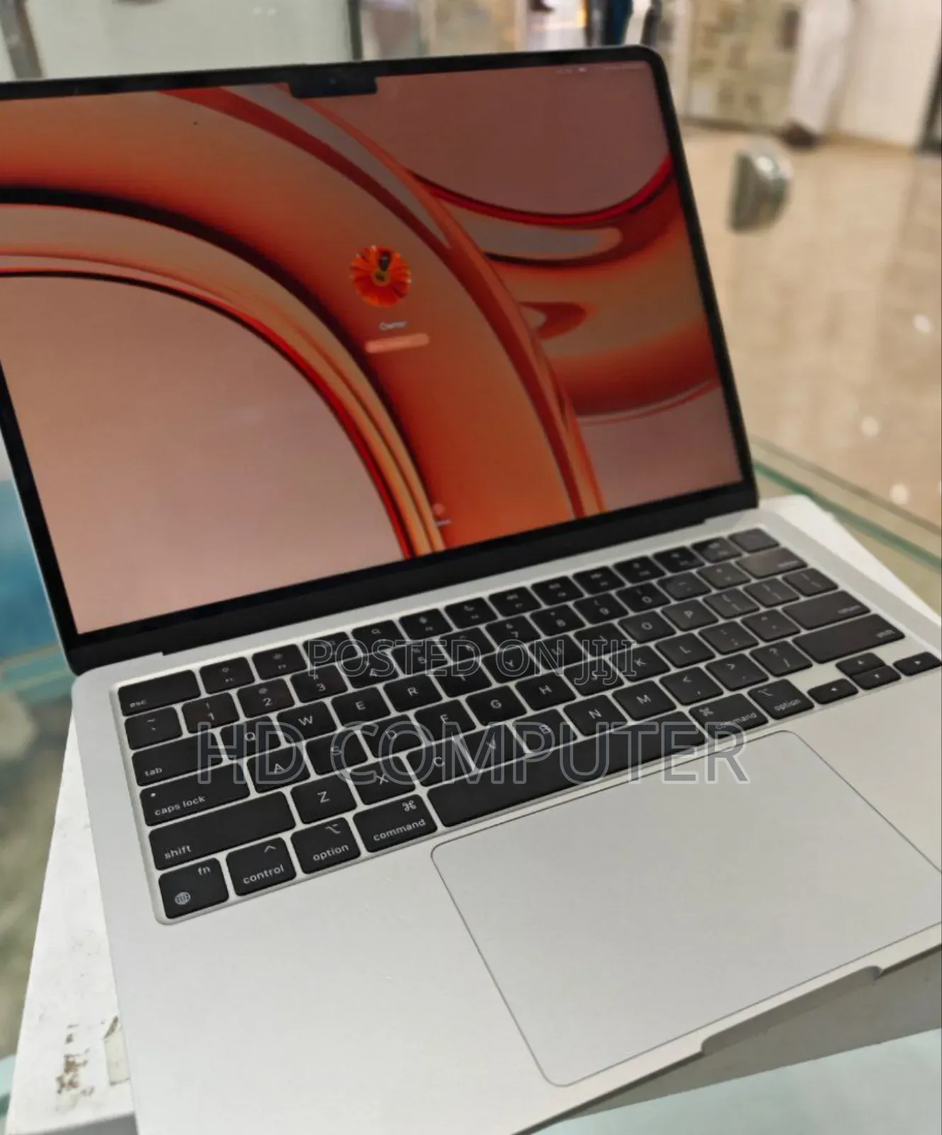 New Laptop Apple MacBook Air 2022 M2 8GB Apple M2 SSD 256GB