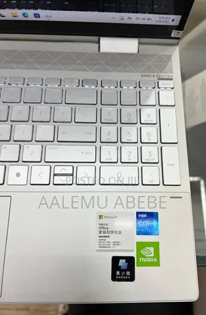 New Laptop HP Envy X360 16GB Intel Core I7 SSD 512GB