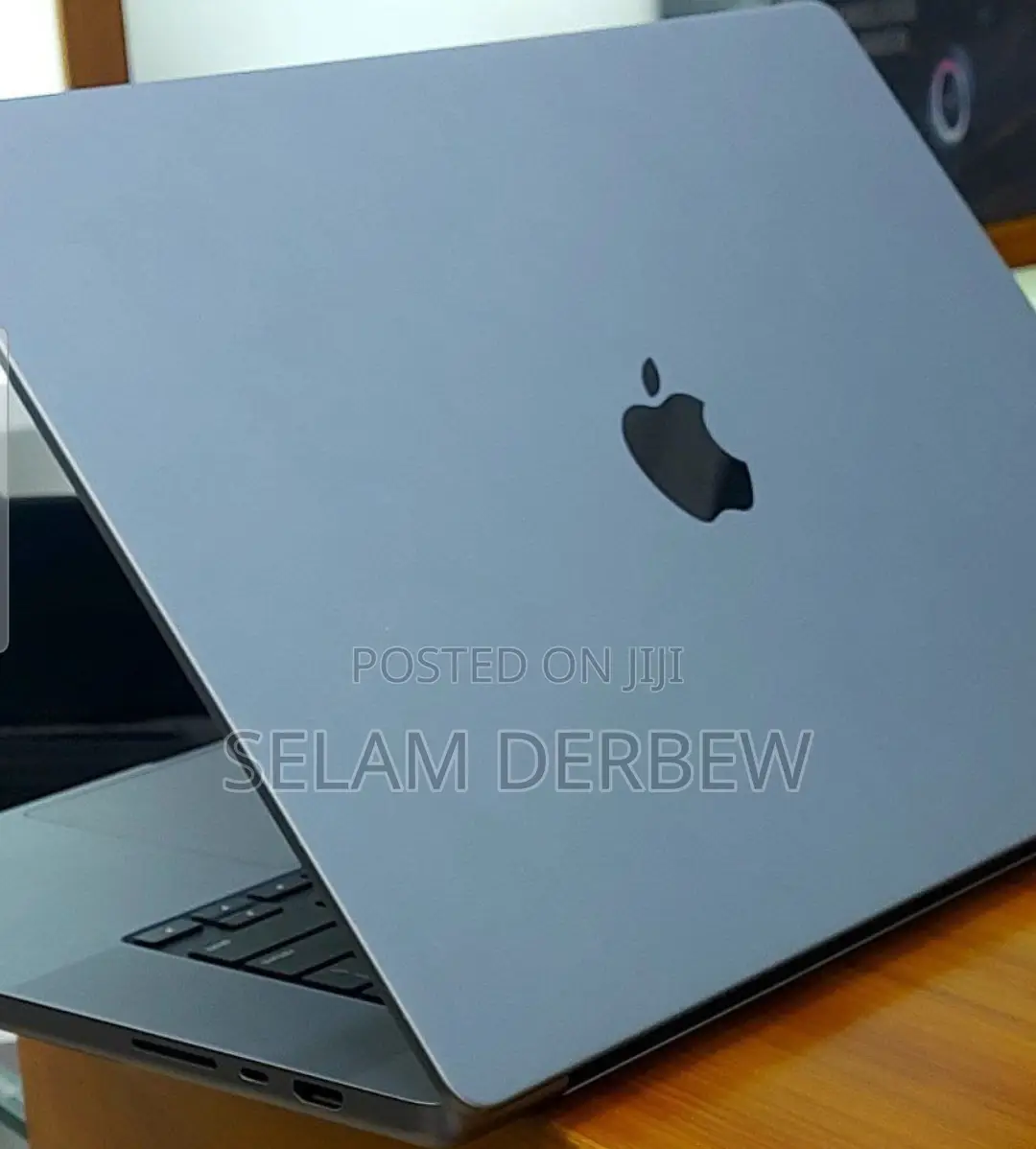 New Laptop Apple MacBook Pro M1 16GB Apple M1 SSD 1T