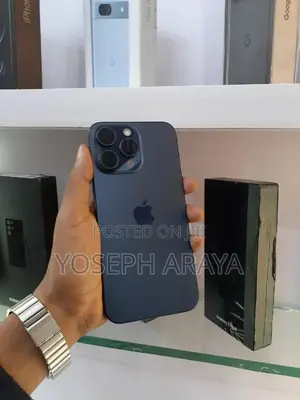 Photo - Apple iPhone 15 Pro Max 512 GB Blue