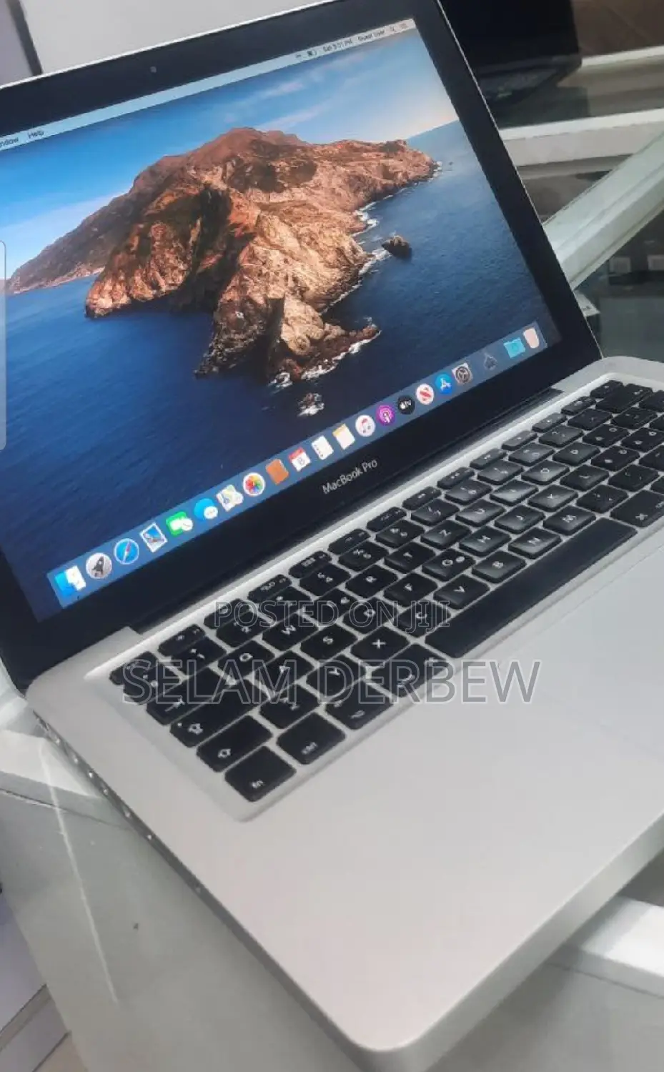 New Laptop Apple MacBook Pro 2012 4GB Intel Core I5 SSD 128GB