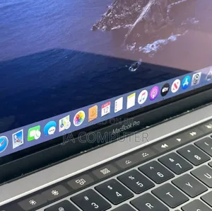 New Laptop Apple MacBook Pro 2019 8GB Intel Core I5 SSD 128GB