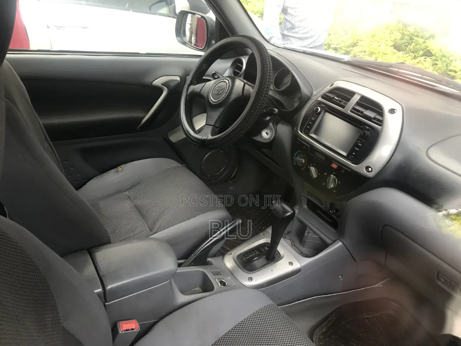 Toyota RAV4 Automatic 2003 White