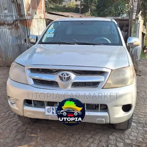 Toyota Hilux 2006 Silver