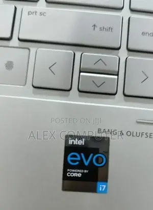 New Laptop HP Envy X360 8GB Intel Core I7 SSD 512GB