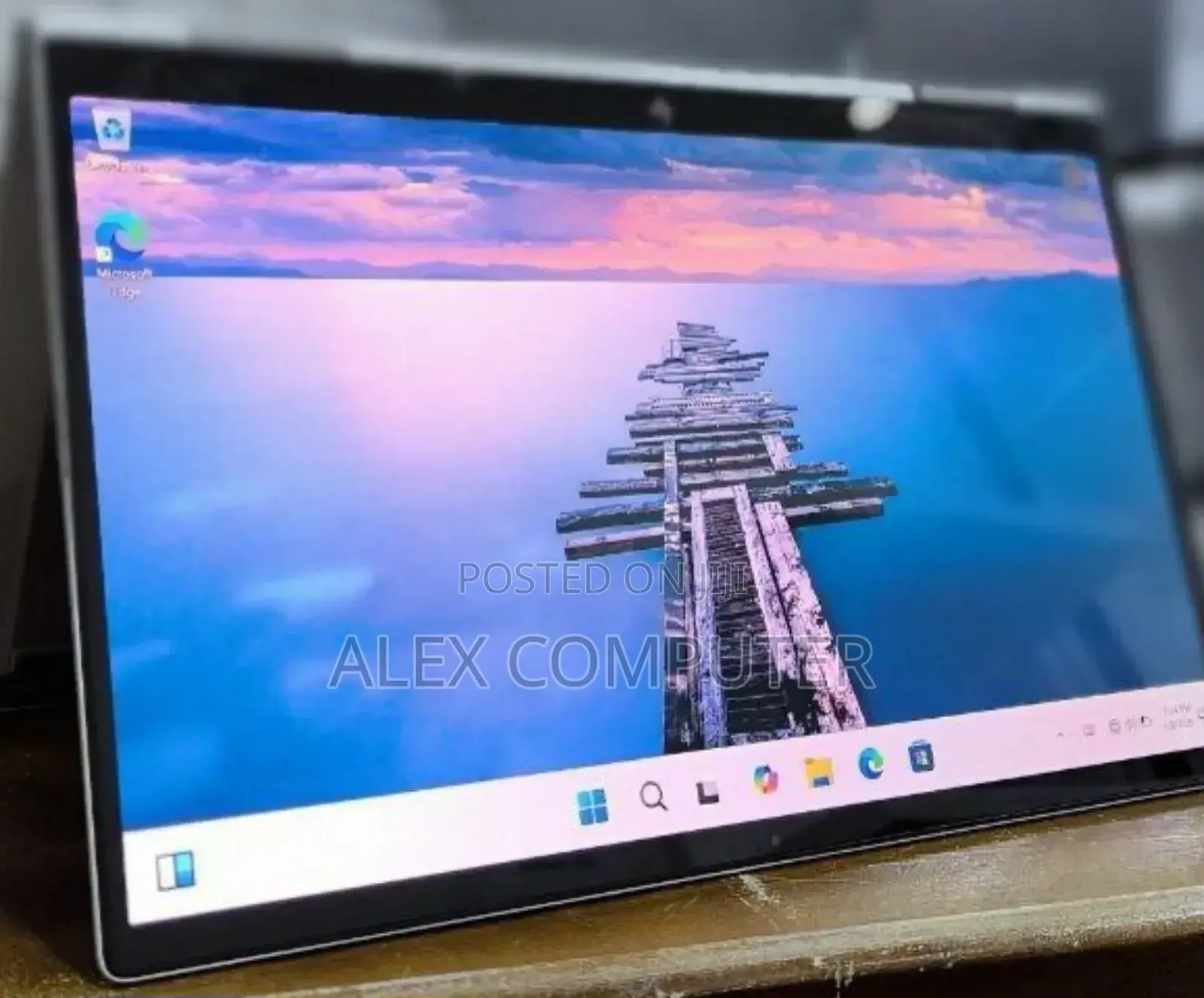 New Laptop HP Envy X360 8GB Intel Core I7 SSD 512GB