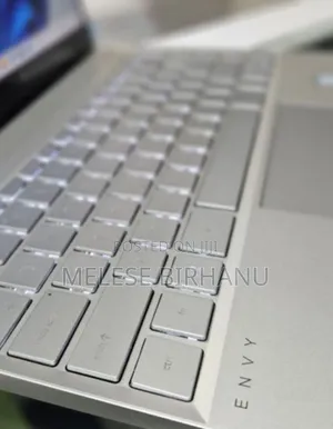 New Laptop HP Envy 14 8GB Intel Core I5 SSD 512GB