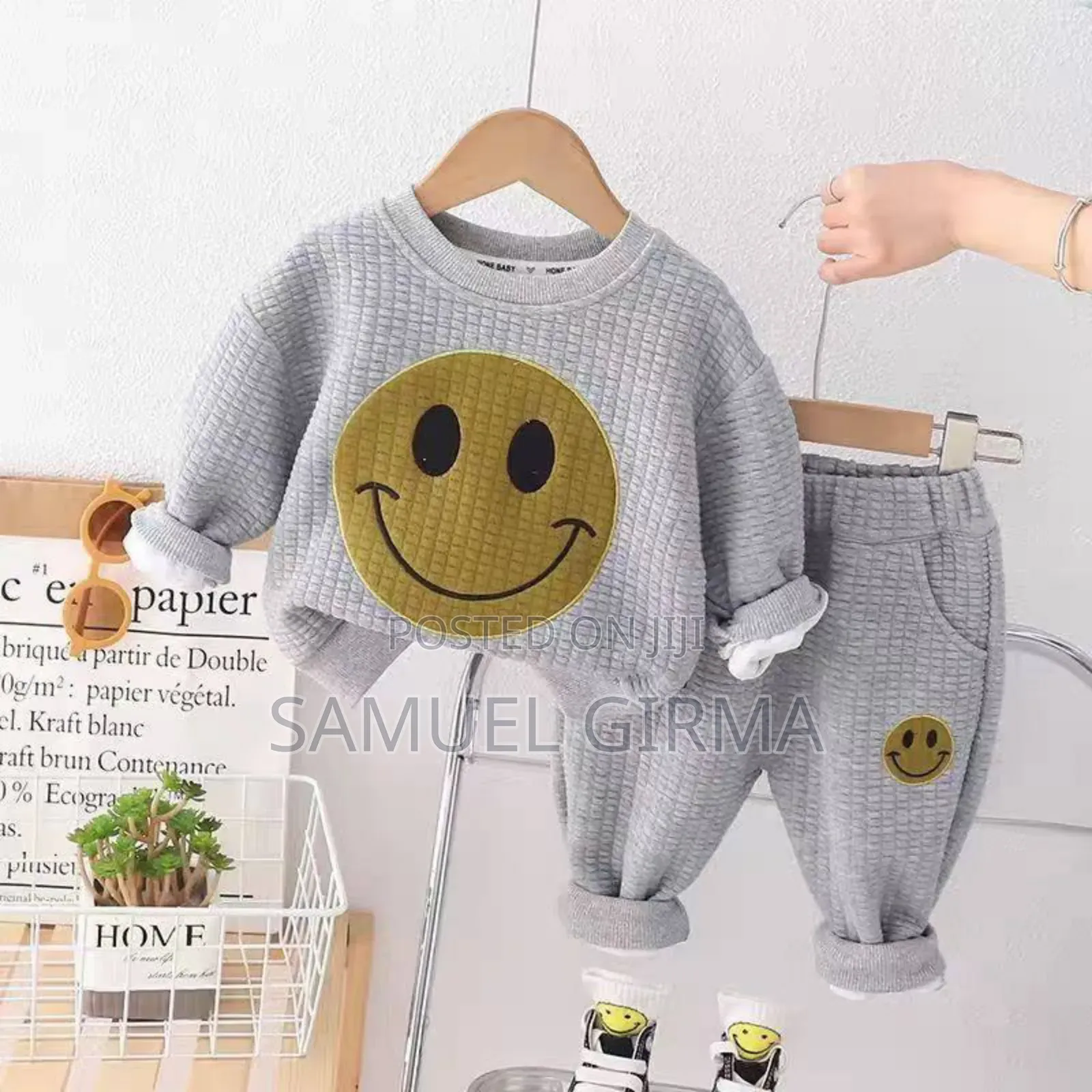 Smile Emoji 2 Piece Outfit Size: 1-6 Years
