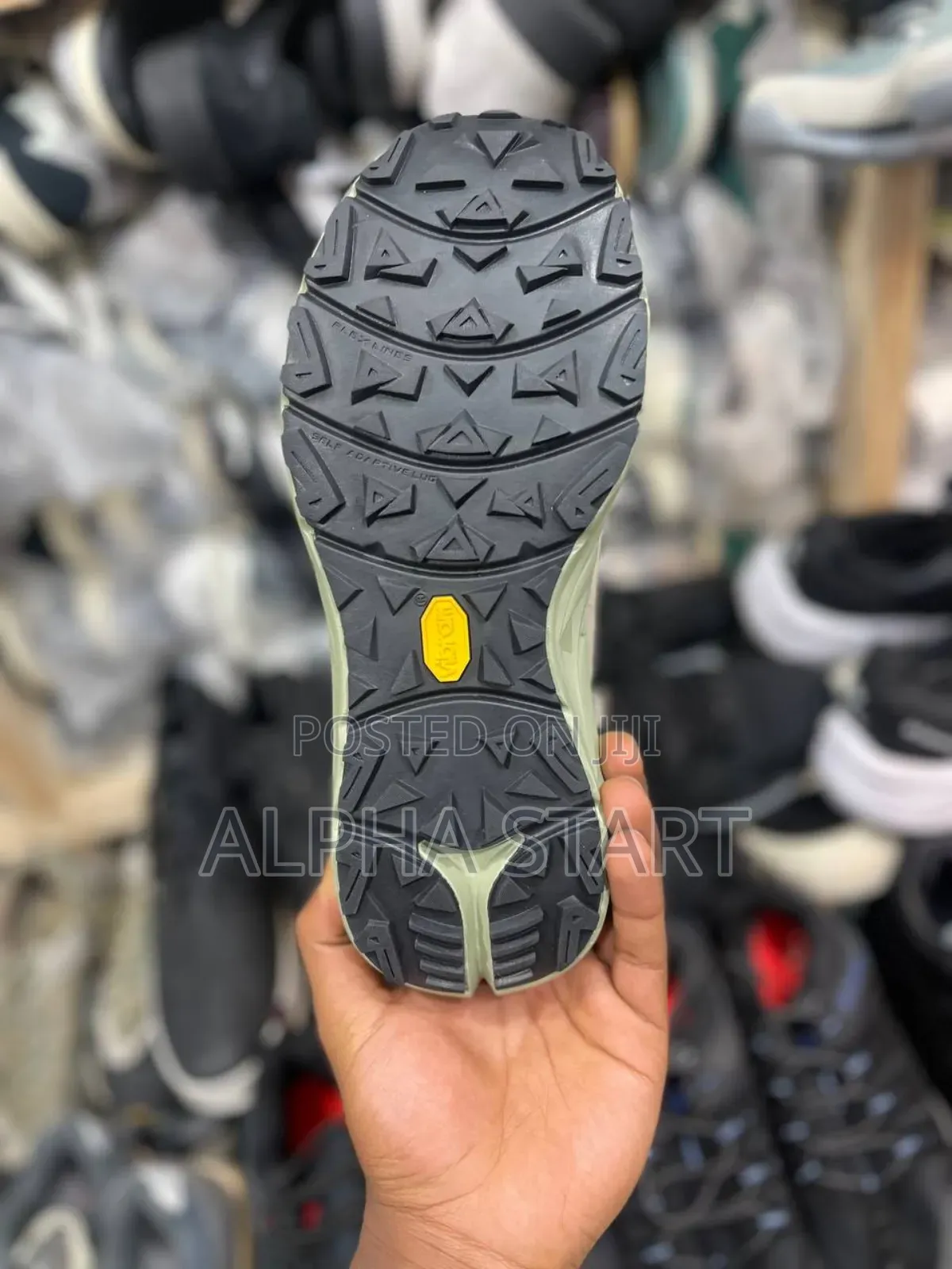 Colombia Hiking Water Proof Shies for Man's 