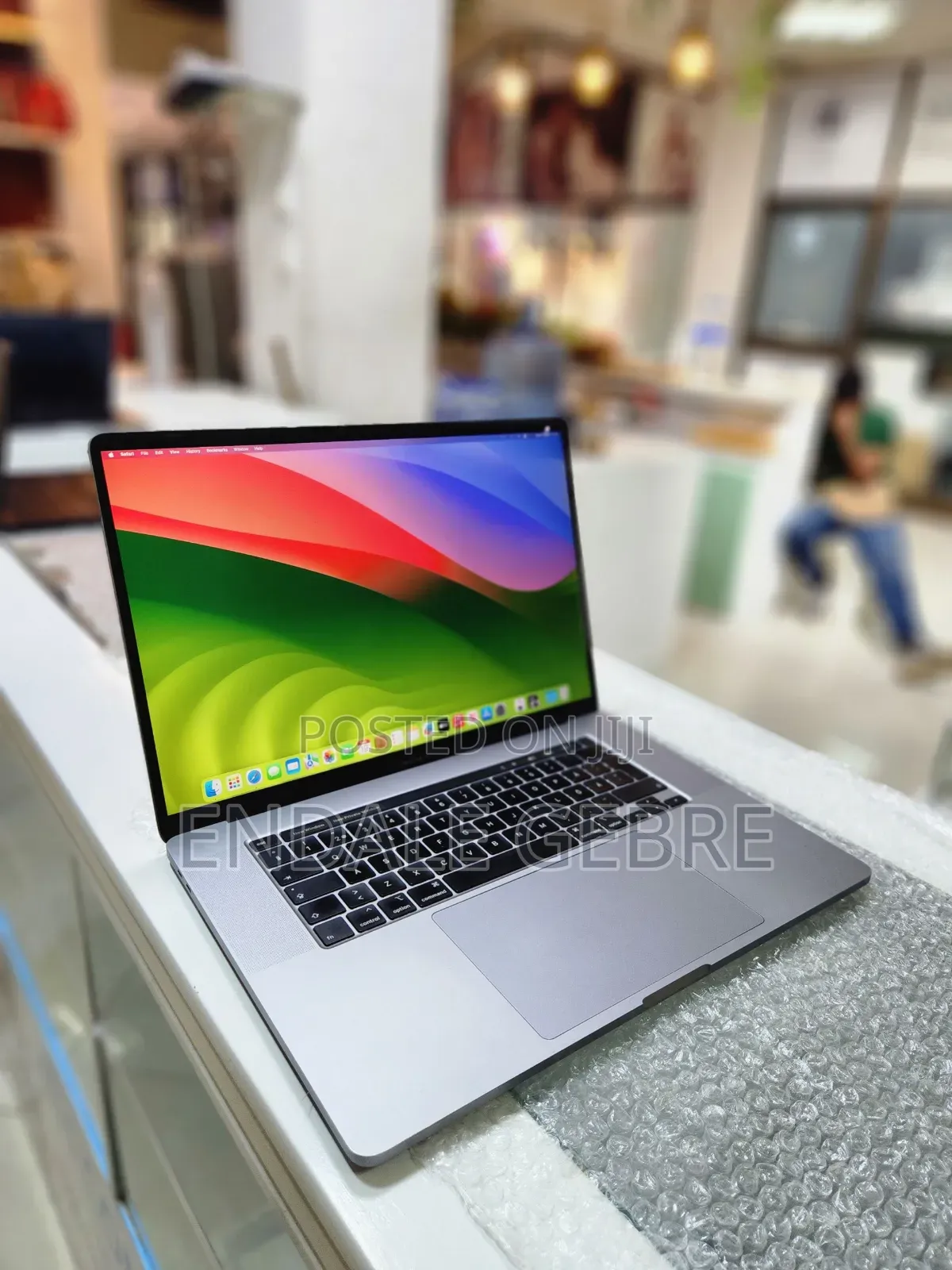 New Laptop Apple MacBook Pro 2019 32GB Intel Core I9 SSD 2T