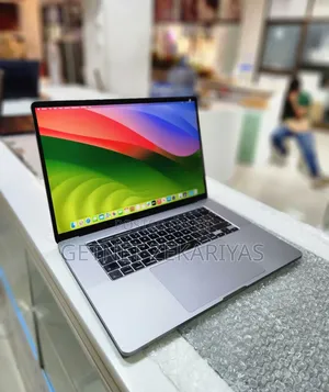 New Laptop Apple MacBook Pro 2019 32GB Intel Core I9 SSD 2T