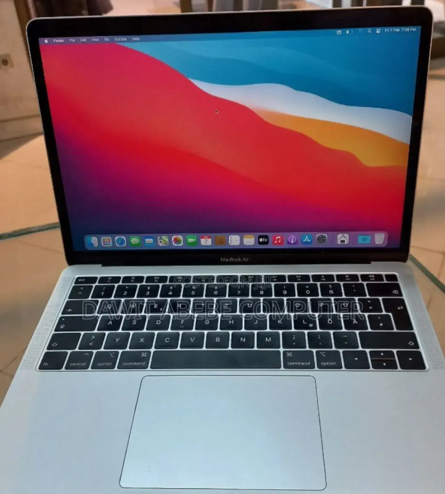 New Laptop Apple MacBook Pro 2019 8GB Intel Core I5 SSD 128GB