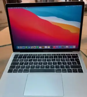 New Laptop Apple MacBook Pro 2019 8GB Intel Core I5 SSD 128GB