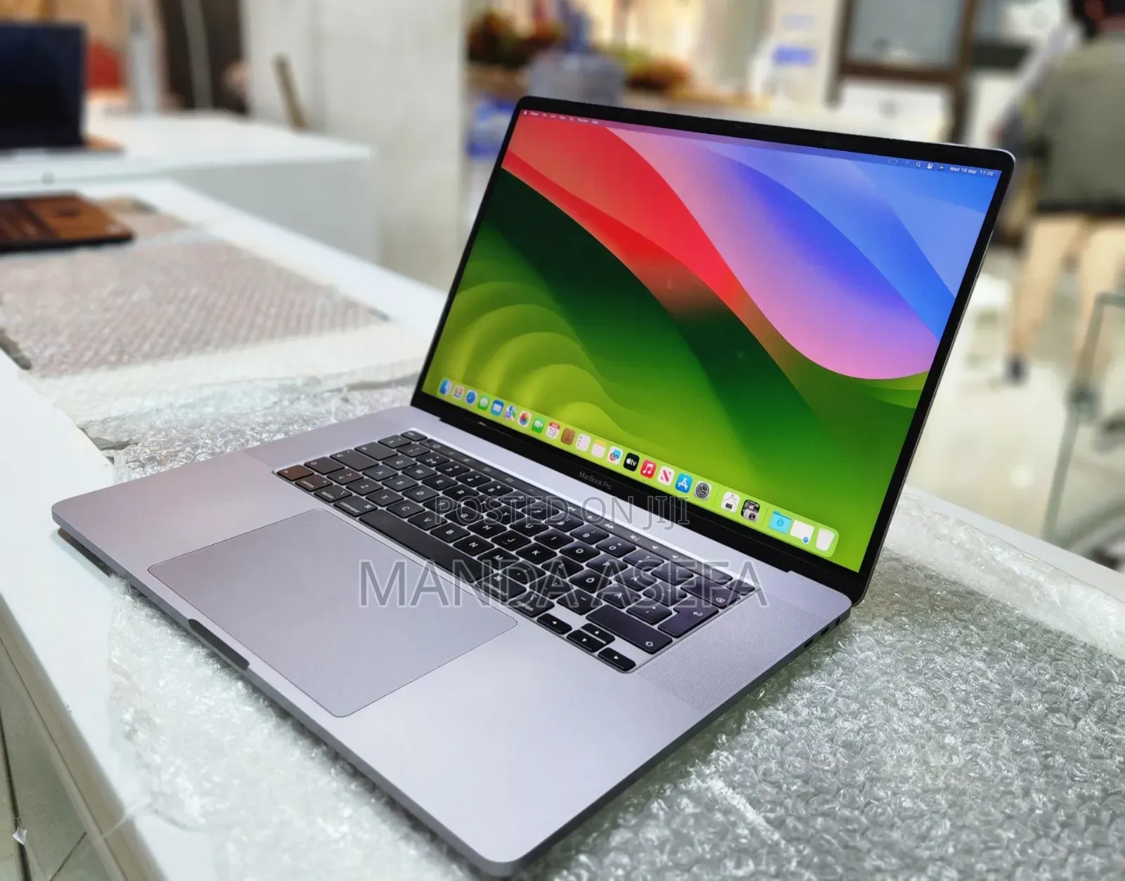 New Laptop Apple MacBook Pro 2019 32GB Intel Core I9 SSD 2T