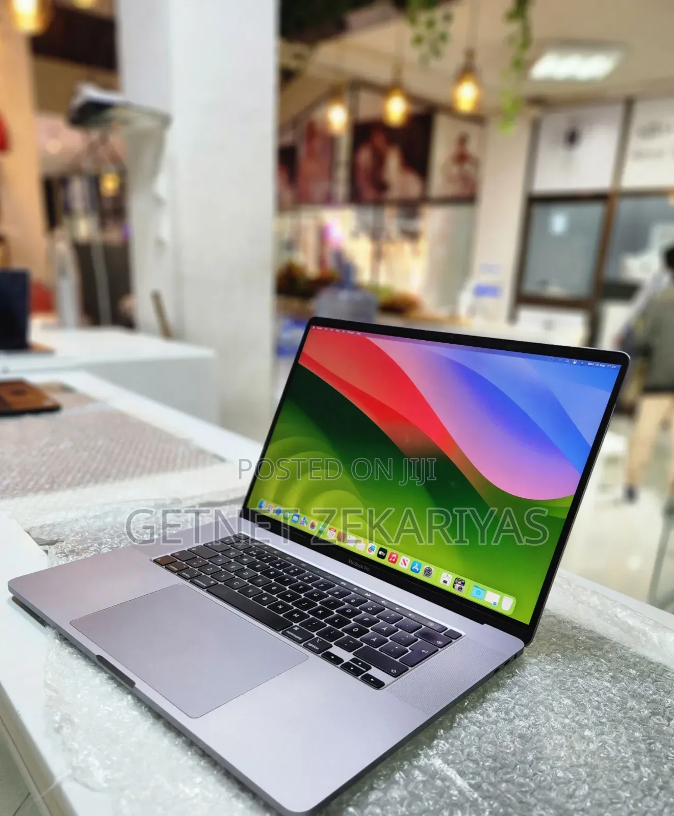 New Laptop Apple MacBook Pro 2019 32GB Intel Core I9 SSD 2T