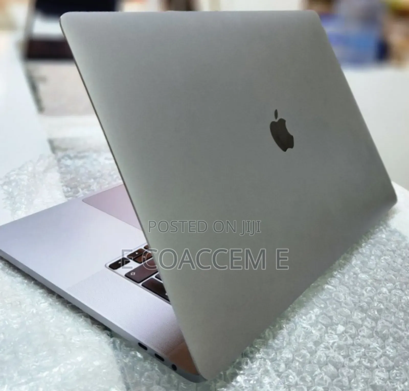 New Laptop Apple MacBook Pro 2019 32GB Intel Core I9 SSD 2T