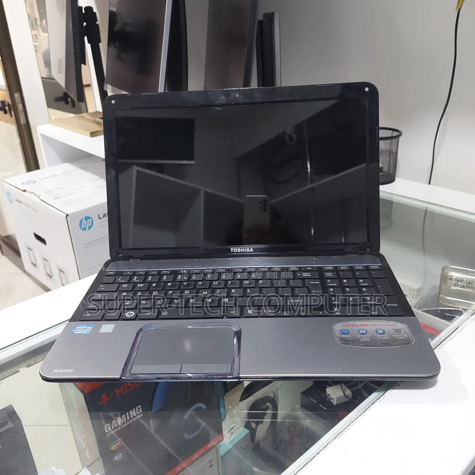 Laptop Toshiba Satellite C665 4GB Intel Core I5 HDD 500GB
