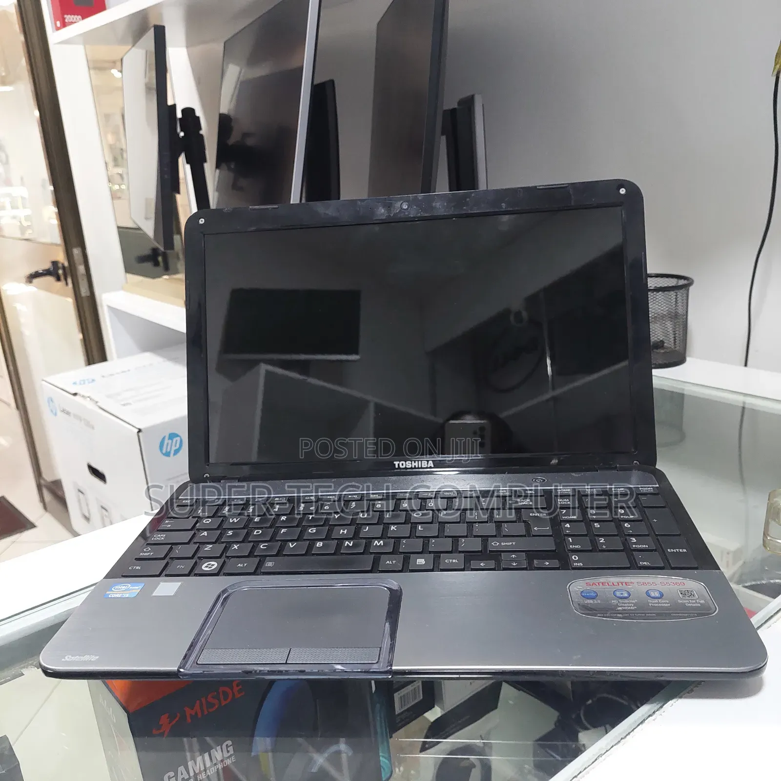 Laptop Toshiba Satellite C665 4GB Intel Core I5 HDD 500GB