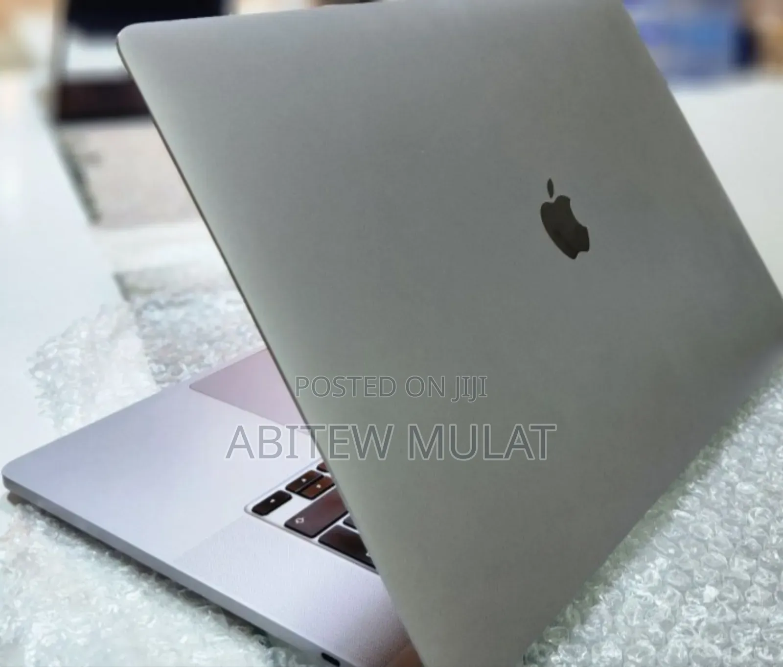 New Laptop Apple MacBook Pro 2019 32GB Intel Core I9 SSD 2T