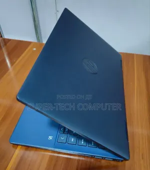 New Laptop HP Pavilion X360 8GB Intel Core I3 SSD 256GB