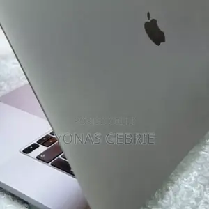 New Laptop Apple MacBook Pro 2019 32GB Intel Core I9 SSD 2T
