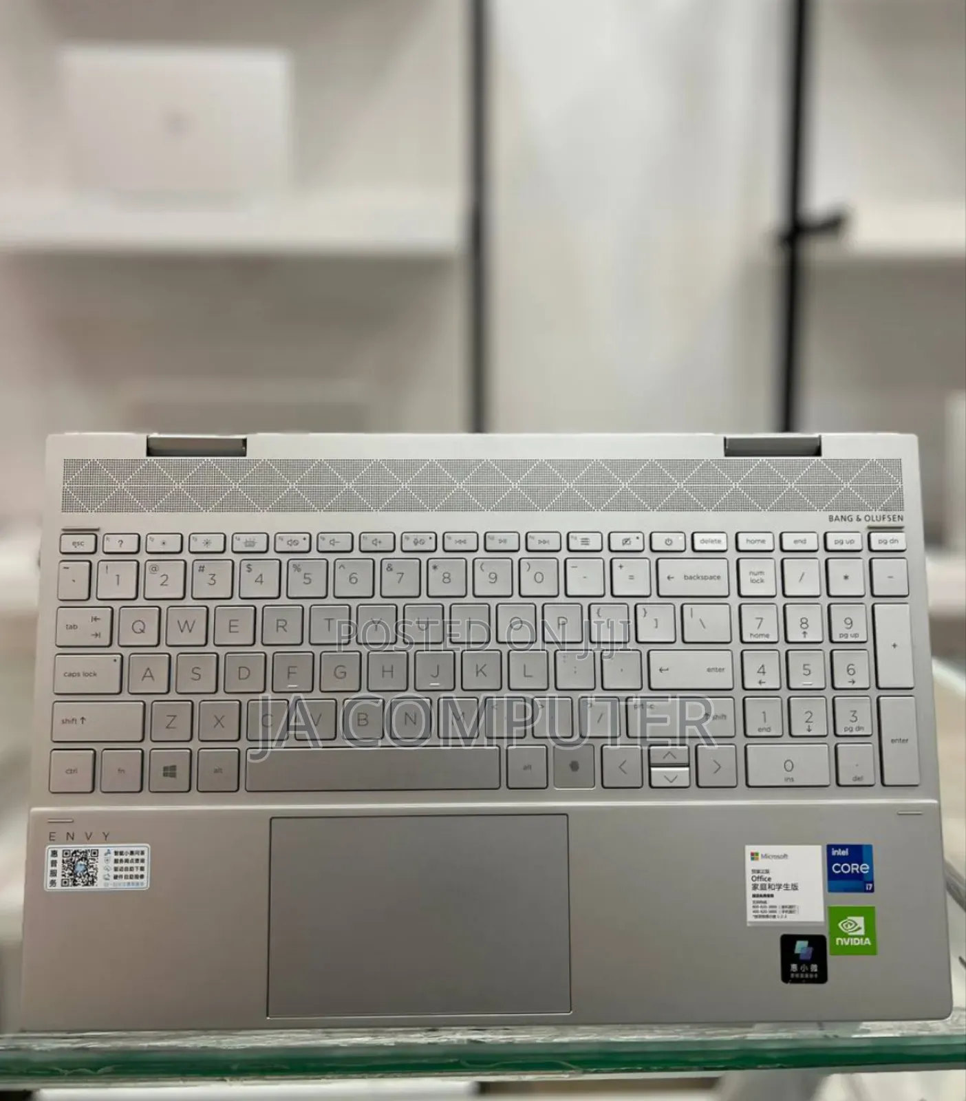 New Laptop HP Envy X360 16GB Intel Core I7 SSD 512GB