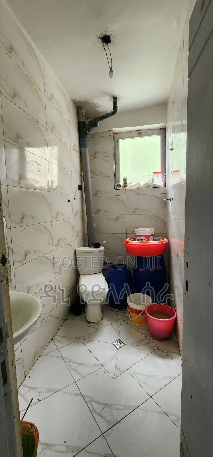 Furnished 2bdrm Apartment in አያት, Bole for sale