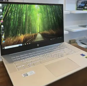 New Laptop HP Spectre X360 15 16GB Intel Core I7 SSD 512GB