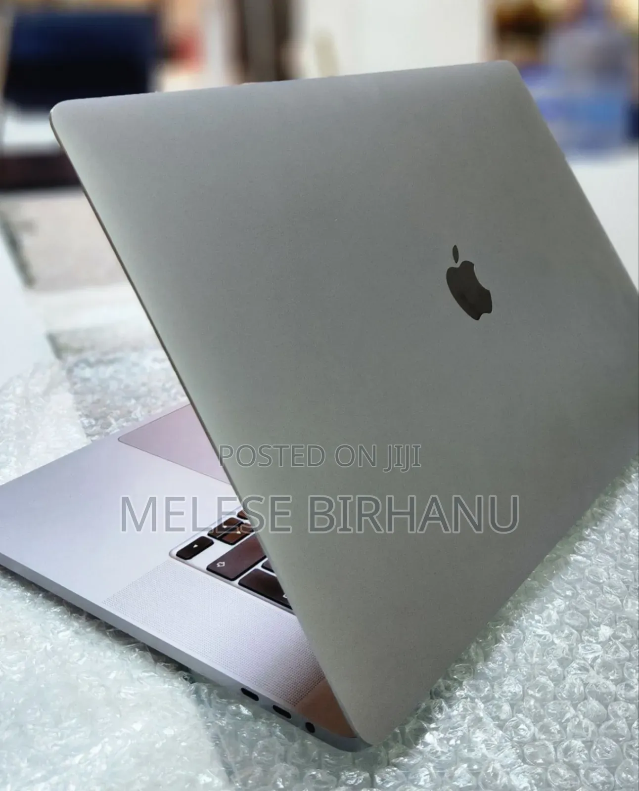 New Laptop Apple MacBook Pro 2019 16GB Intel Core I9 SSD 2T
