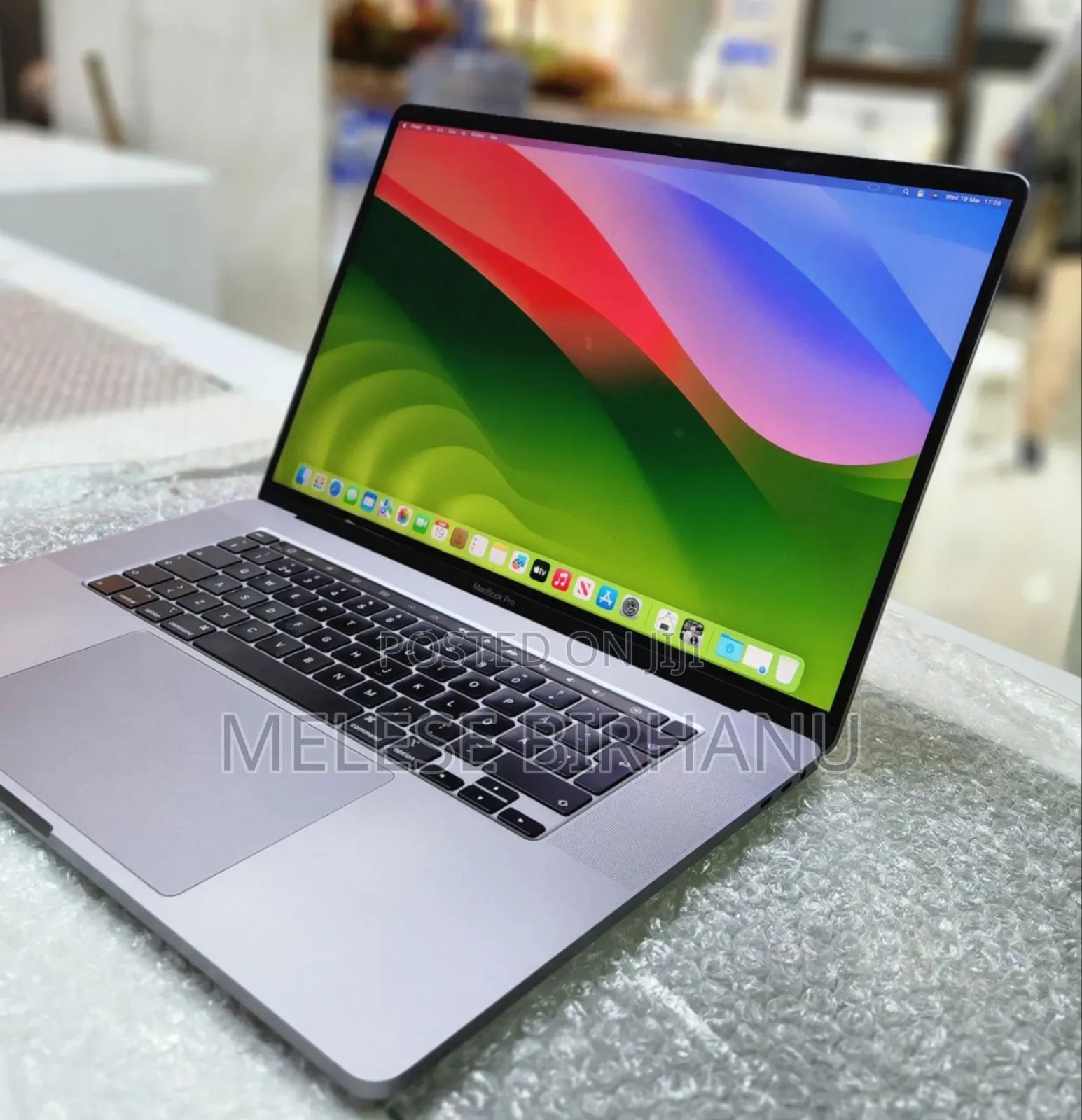 New Laptop Apple MacBook Pro 2019 16GB Intel Core I9 SSD 2T