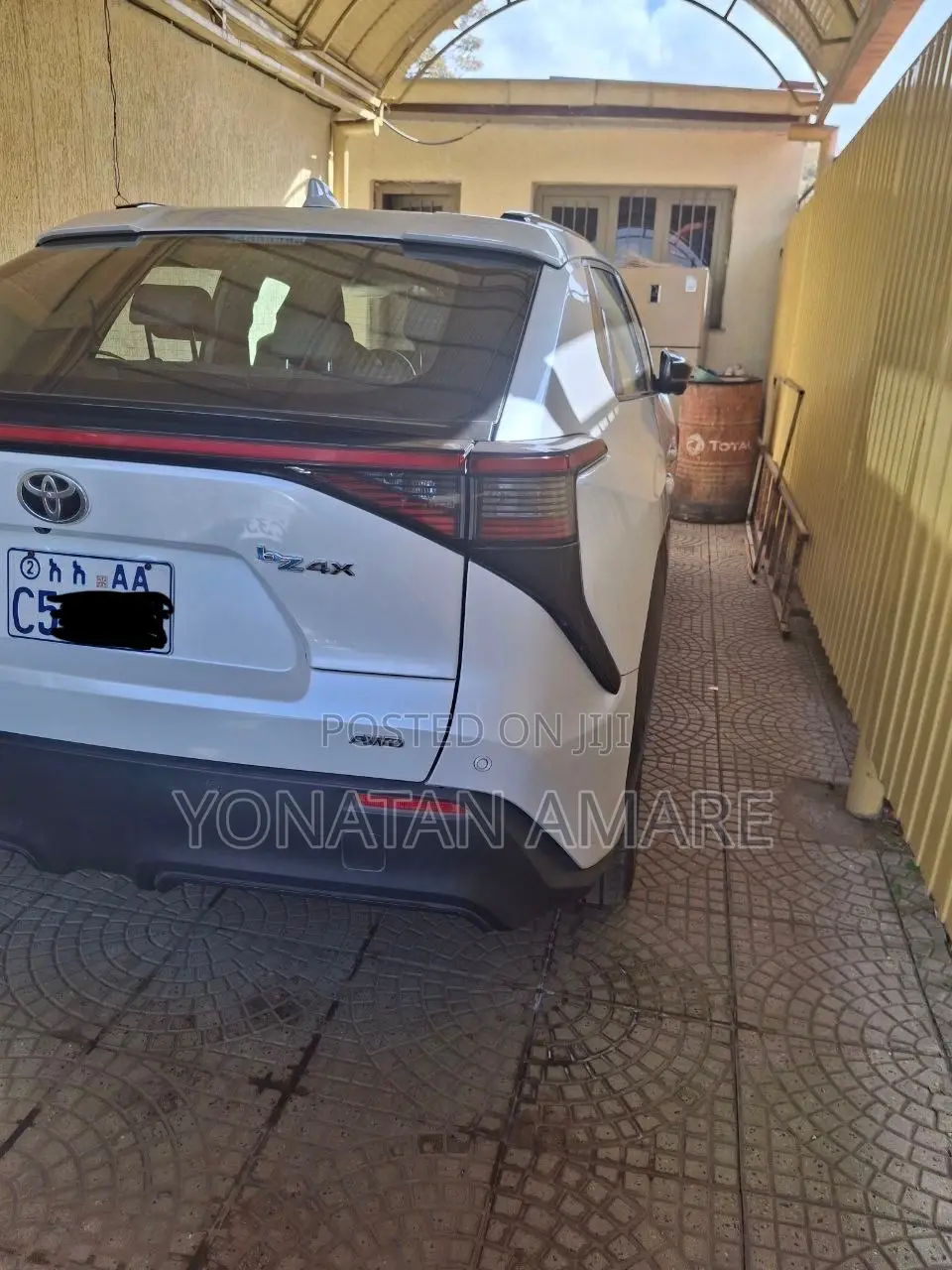 Toyota bZ4X 2023 White