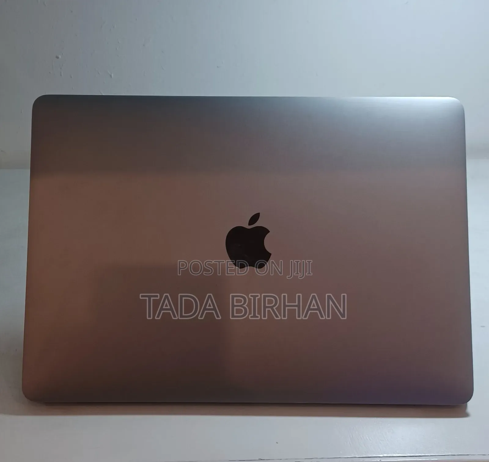 New Laptop Apple MacBook Pro 2019 8GB Intel Core I7 SSD 512GB