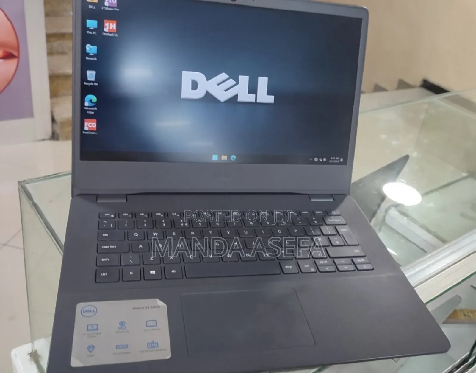 New Laptop Dell Vostro 14 3000 8GB Intel Core I5 SSD 256GB