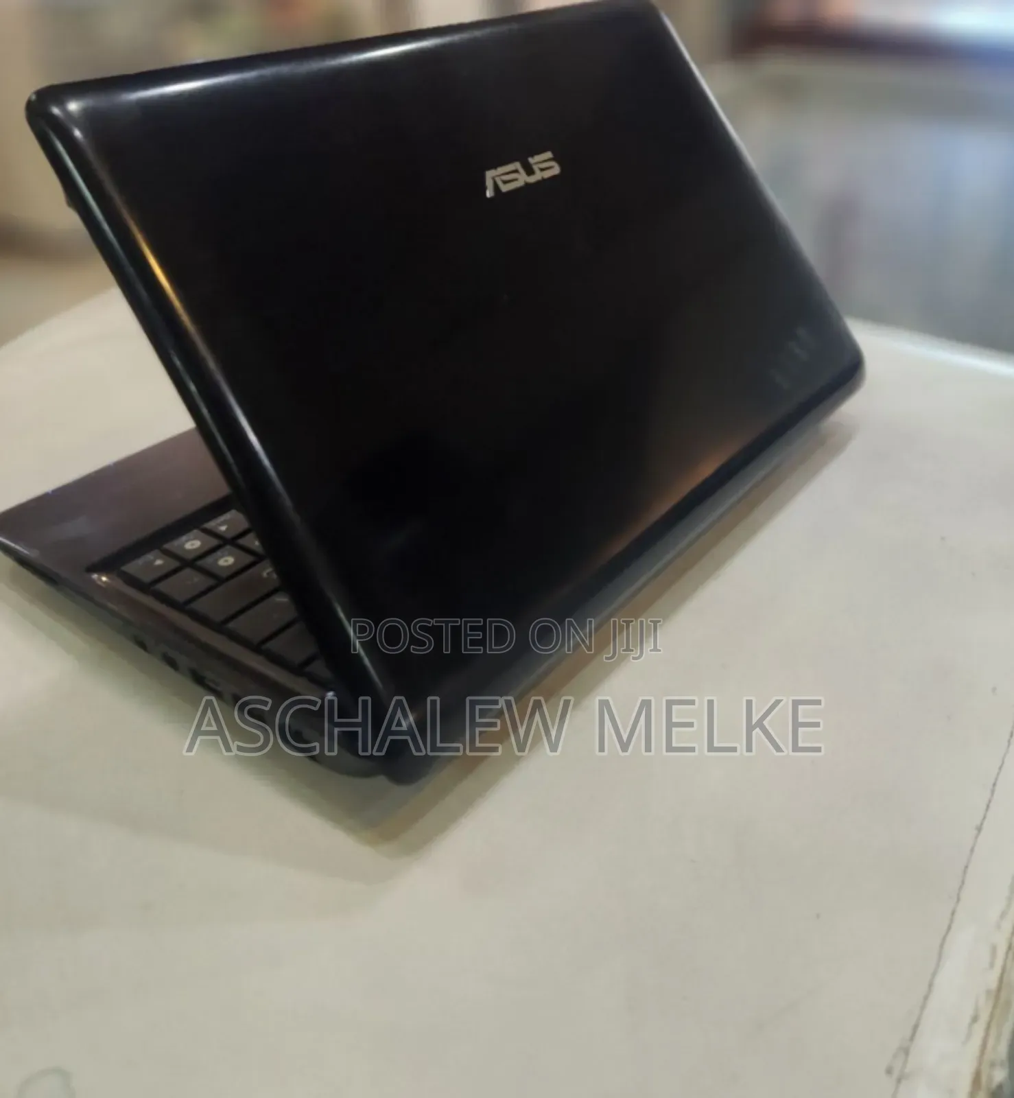 Laptop Asus 2GB Intel Atom SSD 160GB