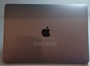 New Laptop Apple MacBook Pro 2018 8GB Intel Core I5 SSD 512GB