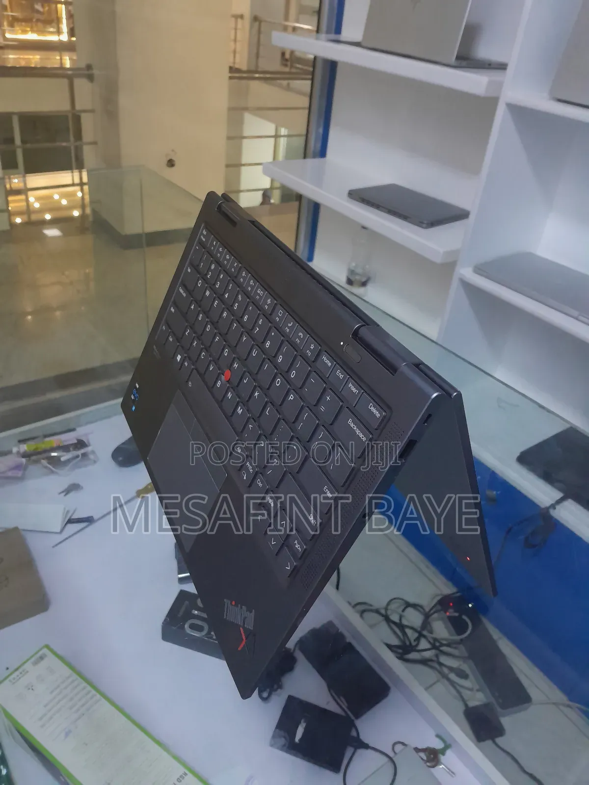 New Laptop Lenovo ThinkPad Yoga 16GB Intel Core I7 SSD 512GB