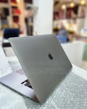 New Laptop Apple MacBook Pro 2019 32GB Intel Core I9 SSD 2T