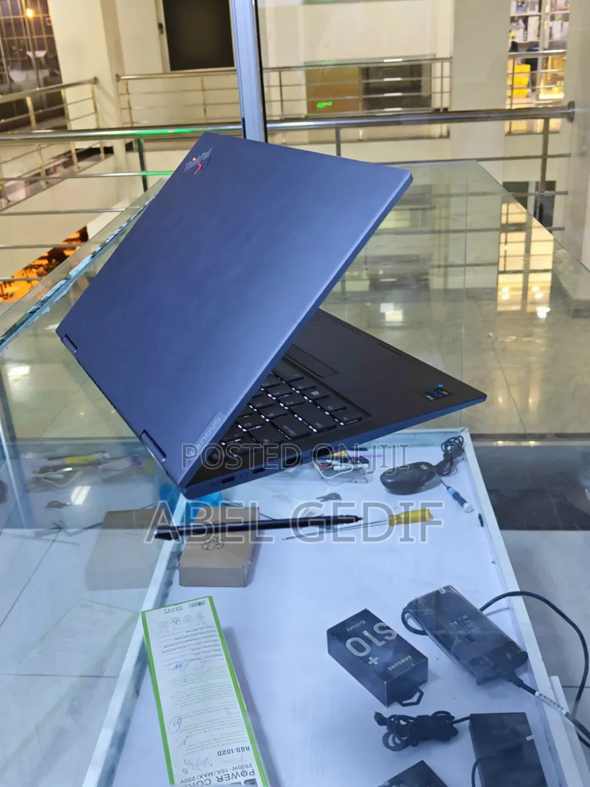 New Laptop Lenovo Thinkpad X1 Yoga 32GB Intel Core I7 SSD 512GB