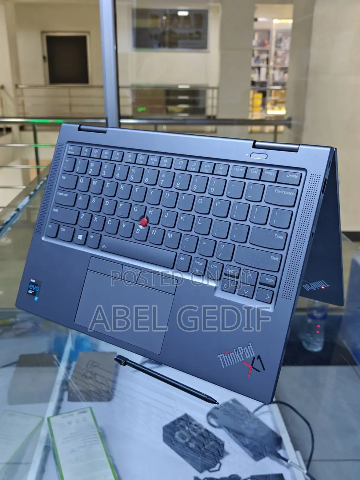 New Laptop Lenovo Thinkpad X1 Yoga 32GB Intel Core I7 SSD 512GB