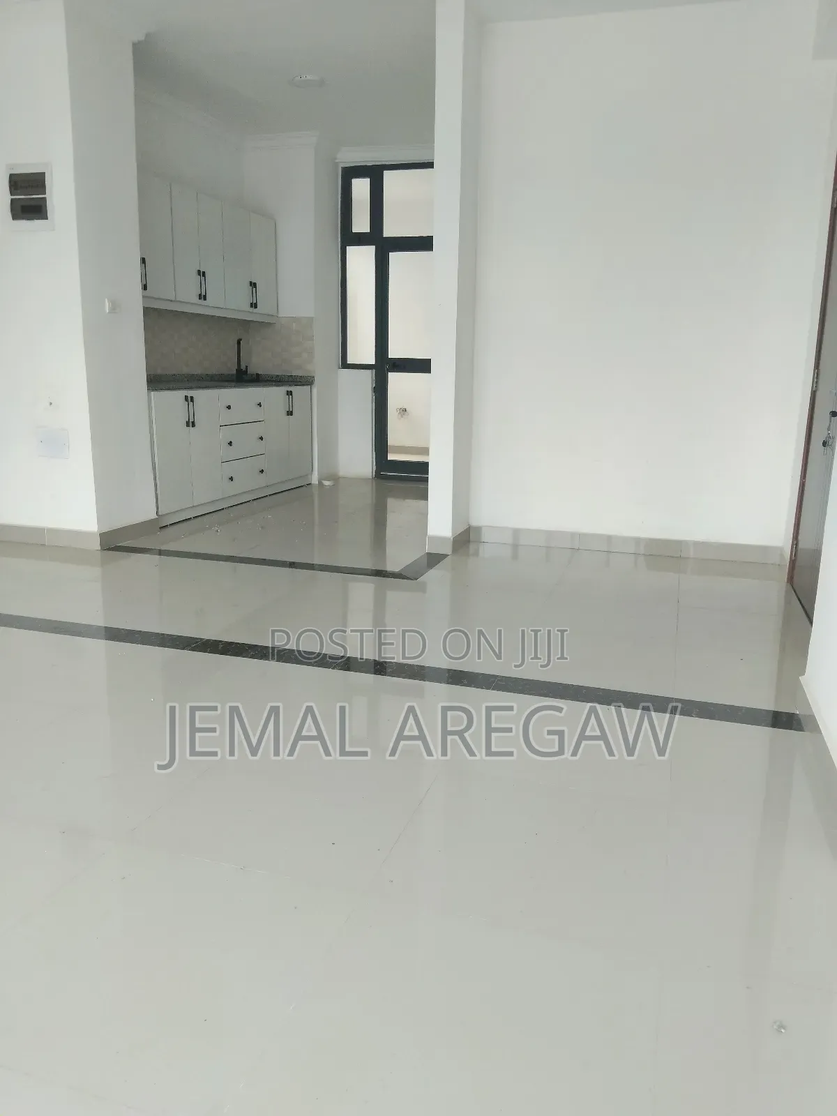 4bdrm Apartment in Noahrealestate, Bole for sale