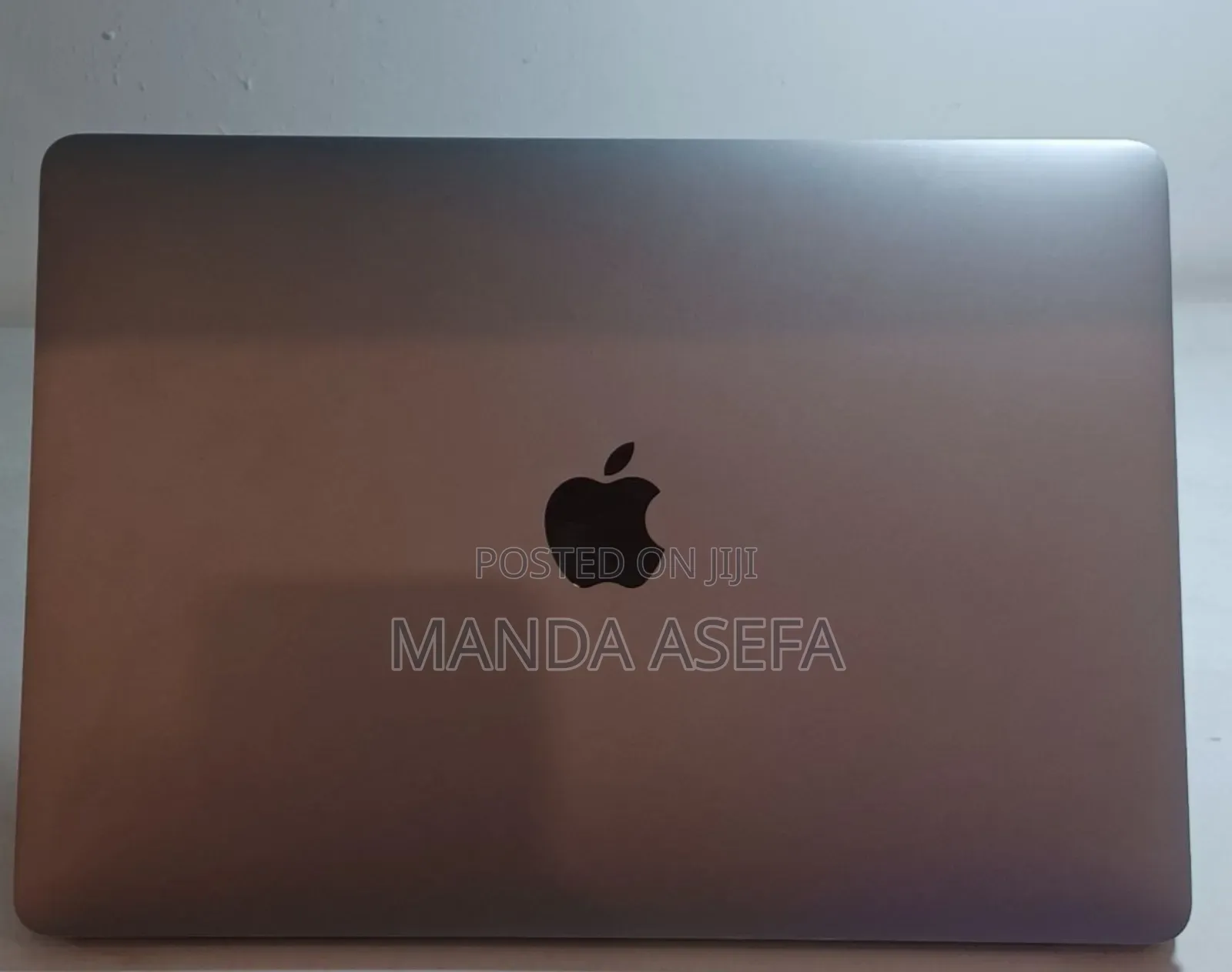 New Laptop Apple MacBook Pro 2018 8GB Intel Core I5 SSD 512GB