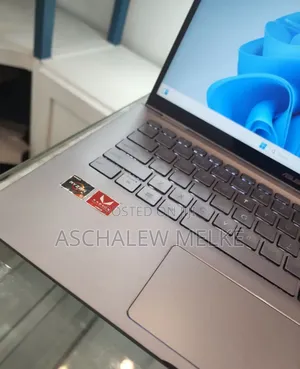 New Laptop Asus Zenbook 14 UX434 8GB Intel Core I5 SSD 256GB