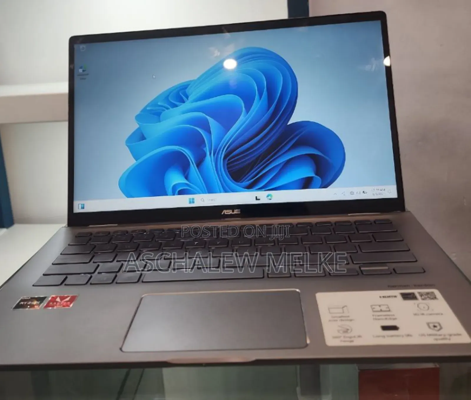 New Laptop Asus Zenbook 14 UX434 8GB Intel Core I5 SSD 256GB