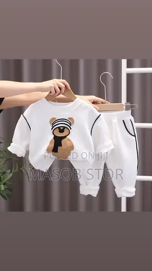 Bear Printed Autumn Sweatshirt and Pant Set/ የልጆች ልብስ