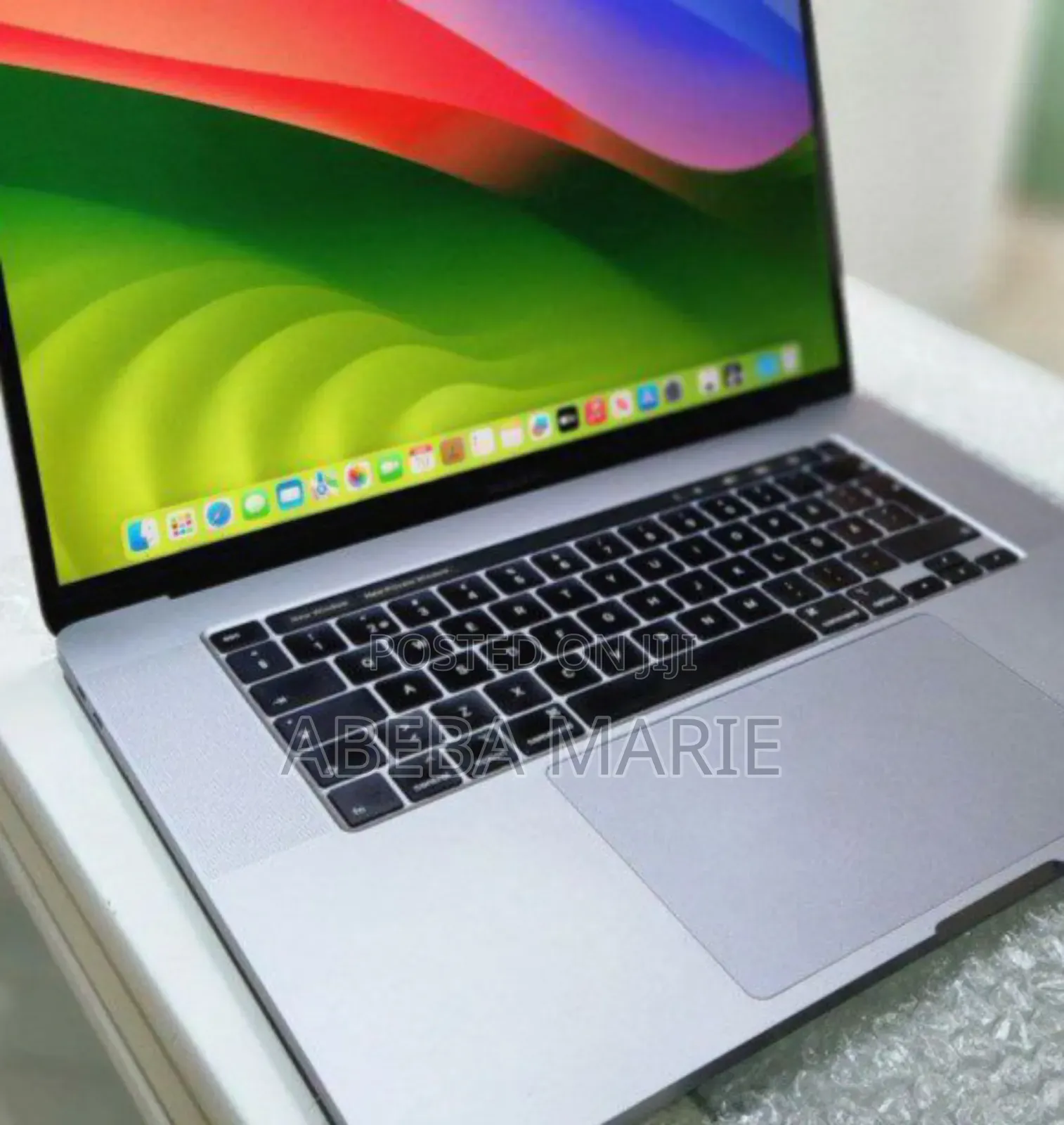 New Laptop Apple MacBook Pro 2019 32GB Intel Core I9 SSD 2T