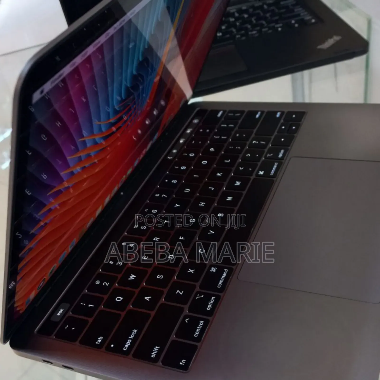 New Laptop Apple MacBook Pro 2018 8GB Intel Core I5 SSD 512GB